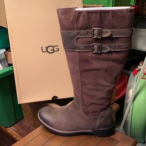 Waterproof Ugg boot!